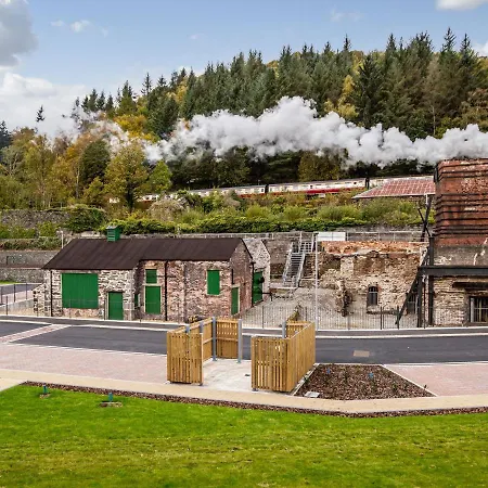 34 Ironworks - Ukc5943 *